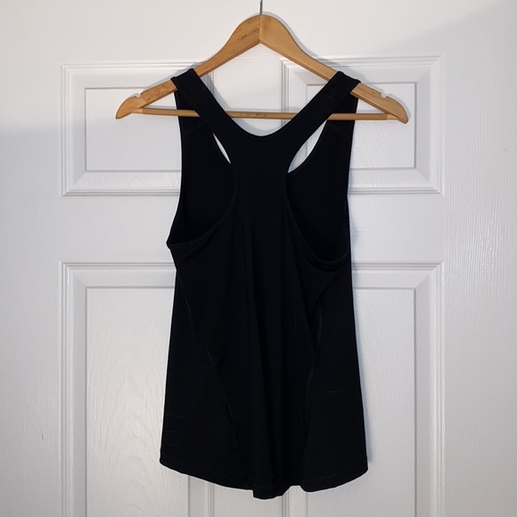 Nike Dry-FIT workout tank top. - Picture 3 of 5